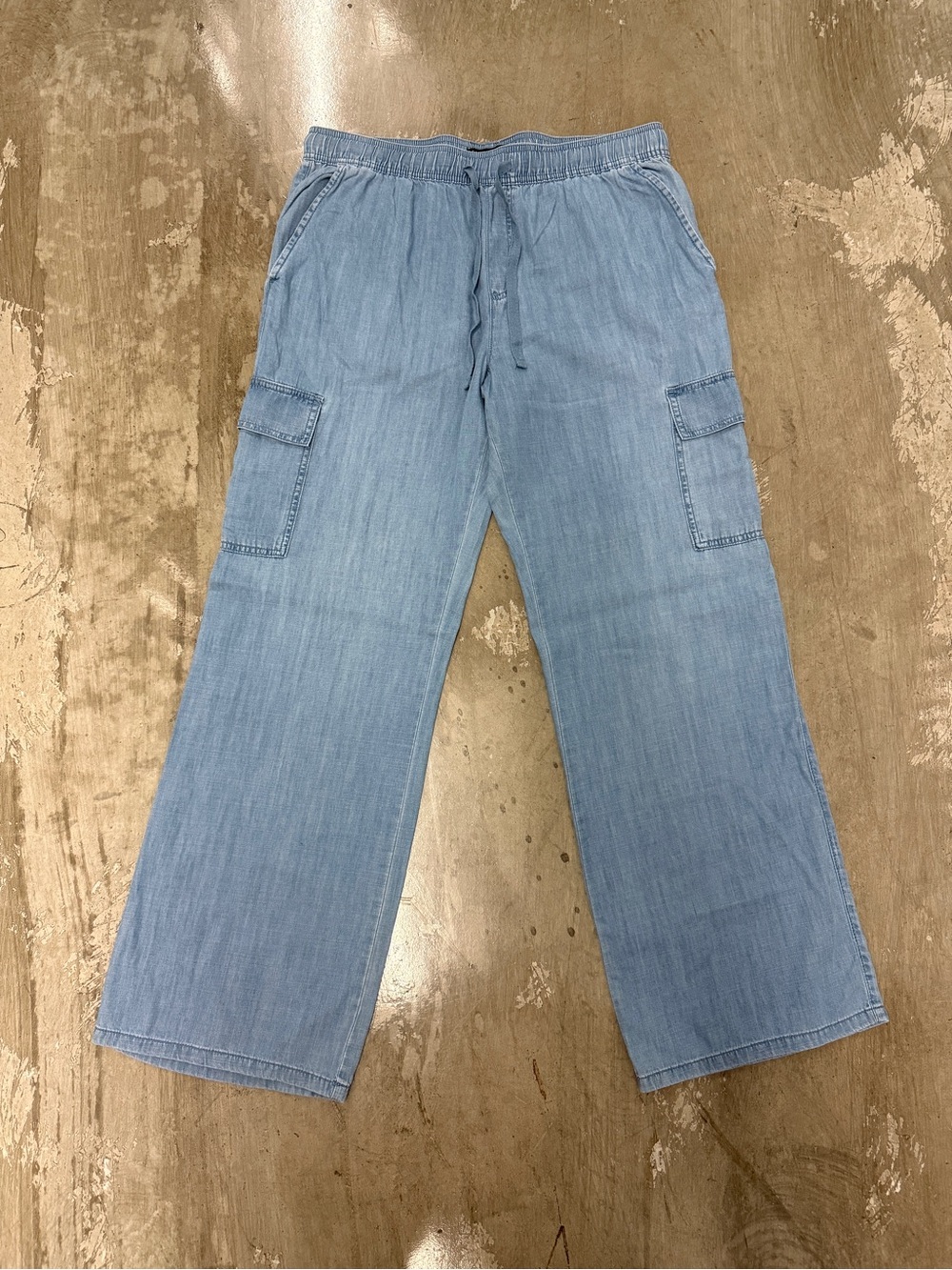 Social Standard by Sanctuary Women’s Blue Wide Leg Cargo Chambray Pants Y2K